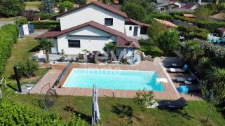 Maison de 203m2 - 1009m2 de terrain
