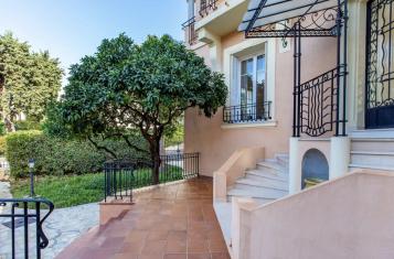 Villa bourgeoise rnove -  Nice le Port
