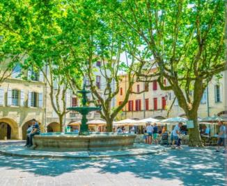 PROCHAINEMENT ! Villeneuve-l�s-Avignon, SUPERBE logement haut de gamme � �trenner !!!
