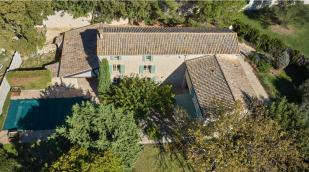 Mas Provenal d'Exception  Uzs superbe  trenner !!!
