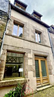 J�r�me Beuzet vous propose de d�couvrir cette maison de ville � r�nover, id�al investisseur
