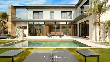 NATURE PLURIELLE �
