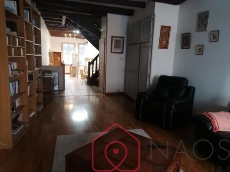 Appartement triplex en centre ville avec terrasse
