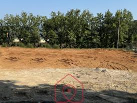 Terrain Bagnols en Foret magnifique vue degag�e
