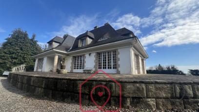 Disponible chez NAOS immobilier 
