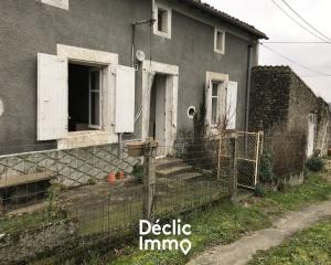 SAINT GEORGES DE NOISNE : maison � r�nover
