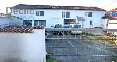IMMEUBLE DE RAPPORT DE 636M2 SUR TERRAIN DE 890M2.
