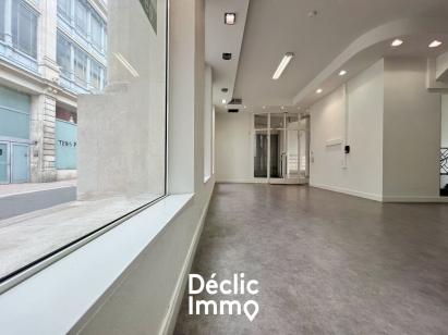 Local commercial d'exception avec un emplacement � forte fr�quentation
