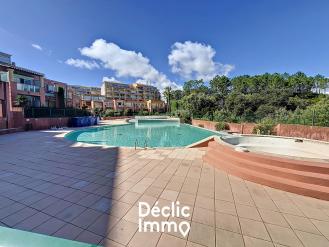 APPARTEMENT MEUBLE 2 PIECES - PARKING EN SOUS-SOL - PISCINE - THEOULE-SUR-MER
