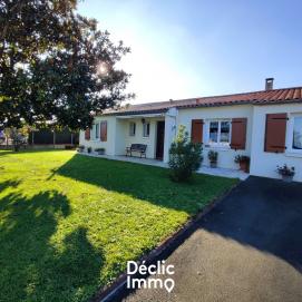 MAISON PLAIN PIED 4 CHB SUR 1600 M AVEC PISCINE
