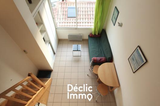 Studio avec chambre en duplex
