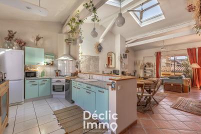 Appartement T4 en duplex � la Bastide
