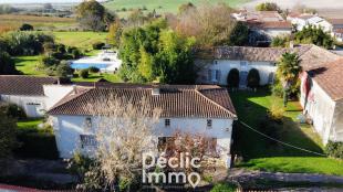 Ensemble immobilier 433m Saint-Fort-sur-Gironde
