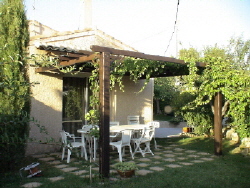 VILLA DANS LOTISSEMENT CALME - SUD-EST