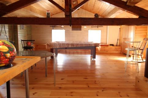 A vendre un b�timent avec 3 appartements � finir de r�nover avec un bon rapport locatif
