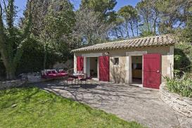 MAZET PROVEN�AL  - SAINT  REMY DE PROVENCE 
