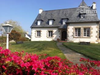 Maison Familiale avec grand jardin
