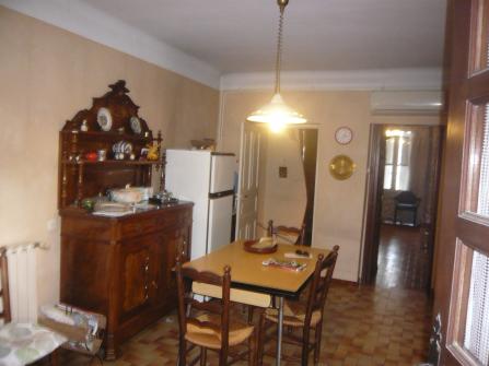 Saint Gilles: Maison de village de 85 m�
