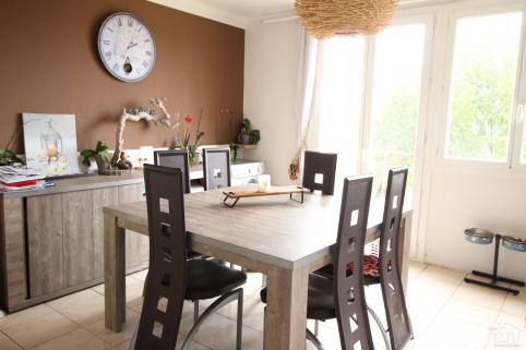 A VENDRE APPARTEMENT DE TYPE 3 DE 59m�
