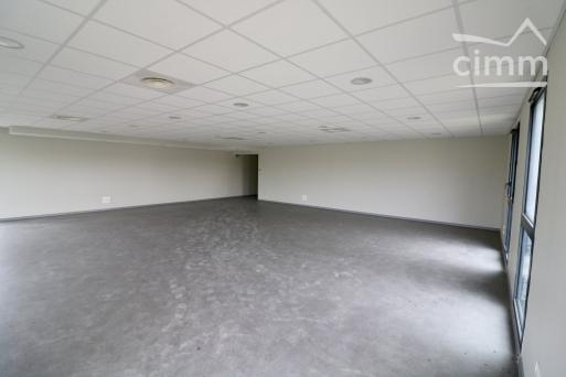 Bureau neuf 106m2, proche A1 et Gare 
