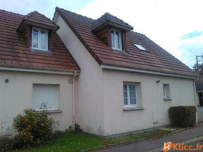 MAISON PROCHE CENTRE VILLE DANS RESIDENCE CALME
