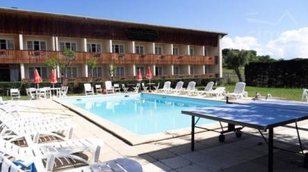 Auberge situ�e dans un secteur privil�gi� PROCHE D'UN LAC et DES STATIONS DE SKI !
