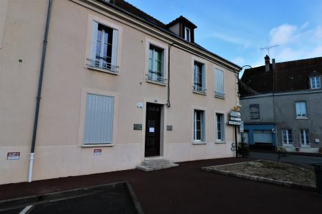 Location Cabinet m�dical centre ville CHATILLON COLIGNY 45230

