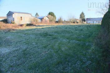 Terrain constructible de 1063 m�
