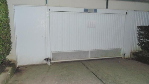 GARAGE - GRENOBLE proche Jean-Perrot 

