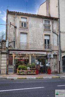 Appart. T1 avec cour priv�e Centre ville BEZIERS

