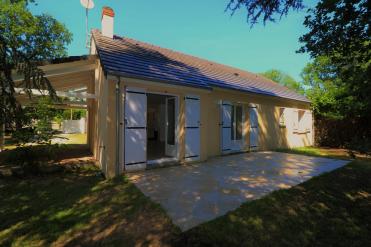 Joli pavillon de plain-pied aux Choux (45290)
