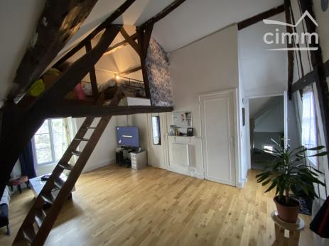 Appartement de charme au coeur de SENLIS
