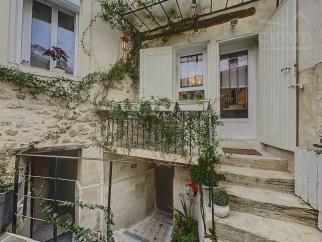 Maison de village avec cour et piscine !
