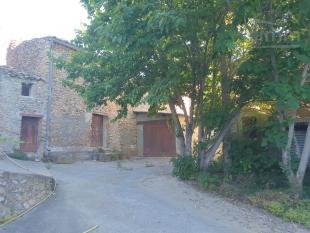 MAISON DE HAMEAU A RENOVER
