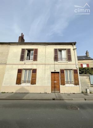 MAISON DE VILLE MONTATAIRE
