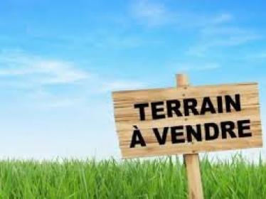 TERRAIN A BATIR DE 1200 M2 HORS LOTISSEMENT
