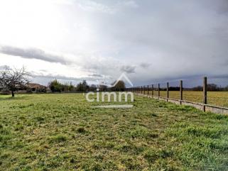 Terrain constructible 1635m� � FERRIERES EN GATINAIS
