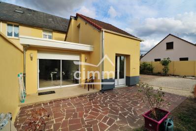 Charmante maison de village avec jardin
