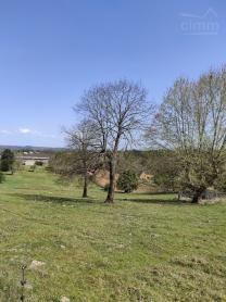 A vendre � Sarlat la can�da (24200) terrain de 4000 m�
