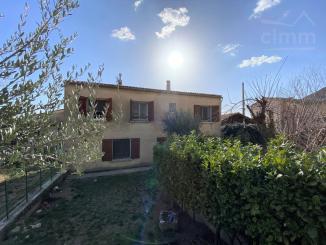 Maison T5  avec jardin et garage
