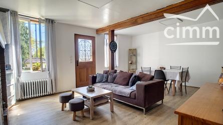 PROCHE GISORS, AU CALME MAISON RENOVEE 4 CHAMBRES GRAND JARDIN GARAGE ET DEPENDANCE
