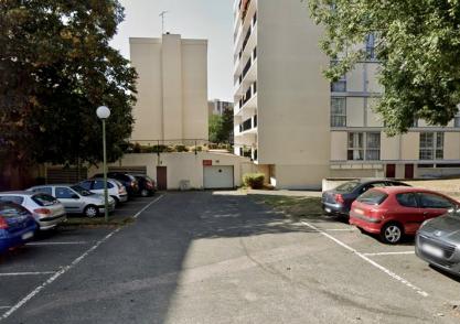 EMPLACEMENT DE GARAGE A NOGENT SUR OISE
