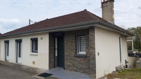 Maison de plein pied au coeur de Dompierre sur Besbre
