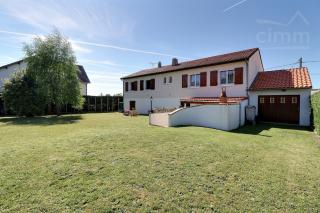 Maison 6 pi�ces � Fleur�
