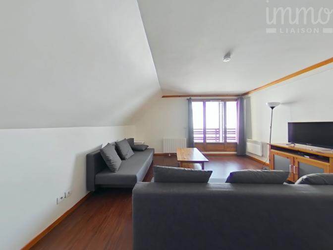 Bel appartement sur les hauteur de la station
