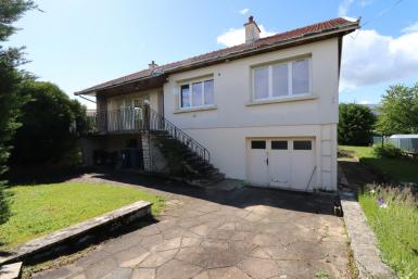 Maison individuelle sur sous-sol complet, garage, 4 chambres sur terrain de 782m�
