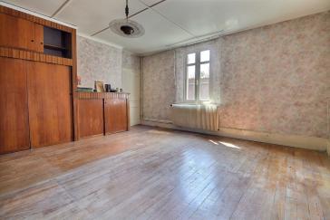 VONGES - proche PONTAILLER SUR SA�NE : maison 97 m�, 2 chambres, garage sur un terrain de 335 m�.
