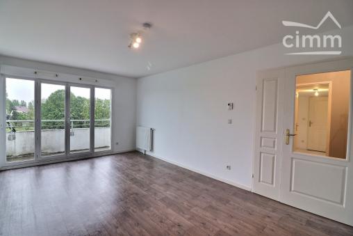 Qu�tigny- Appartement type 3 de 57.48m� carrez, 2 chambres,balcon, place de parking privative
