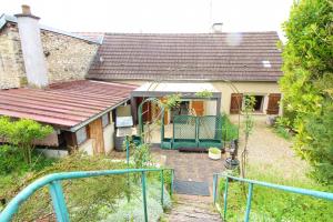 Maison de village avec 712 m� de terrain
