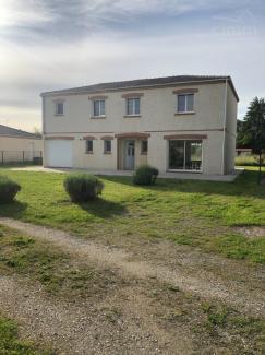 Villa spacieuse au calme
